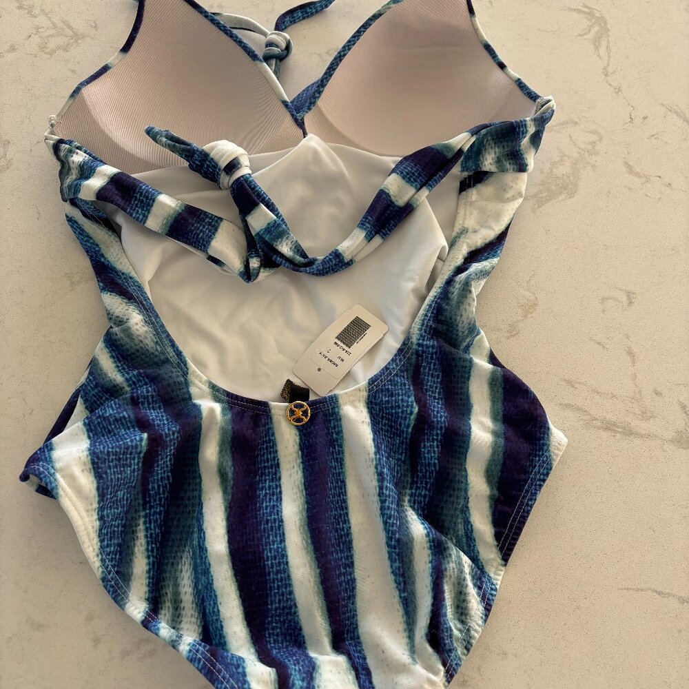 Vix One Piece Swimsuit - Size Small - NWT